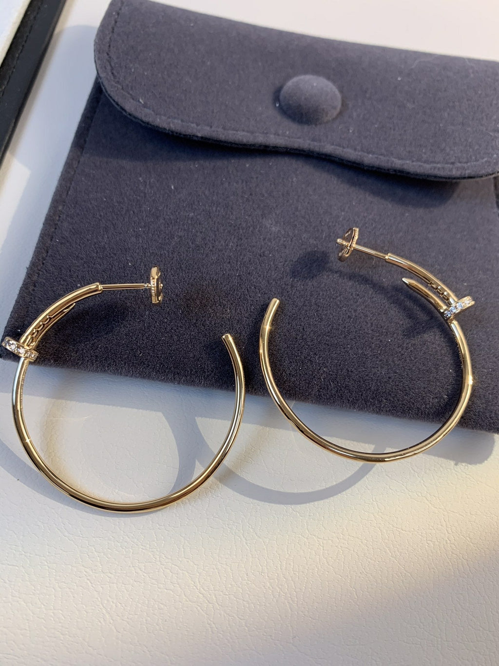 ??MIRA?¡¥JUSTE EARRINGS GOLD DIAMONDS 1.8MM