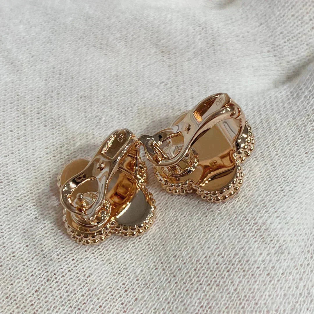 ??MIRA?¡¥CLOVER MEDIUM 1 MOTIFS CARNELIAN  DIAMOND earrings