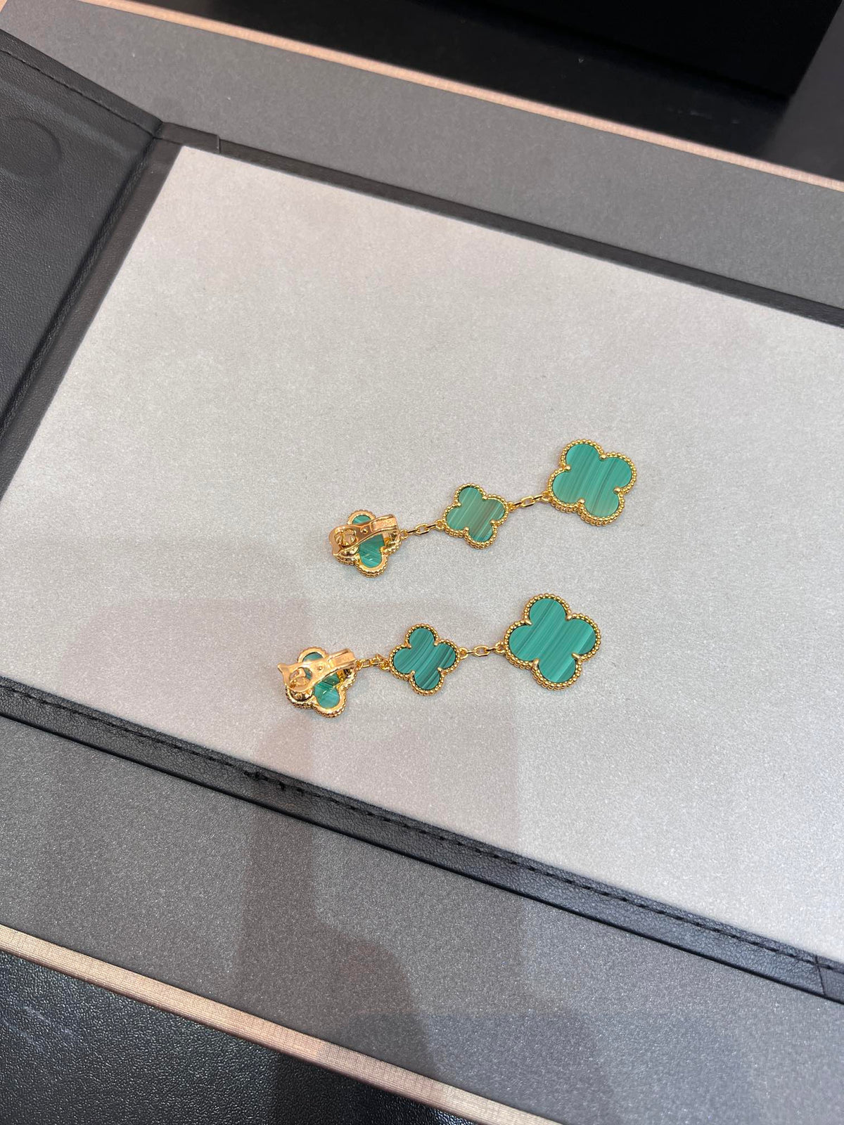 ??MIRA?¡¥CLOVER MALACHITE 3 MOTIFS GOLD