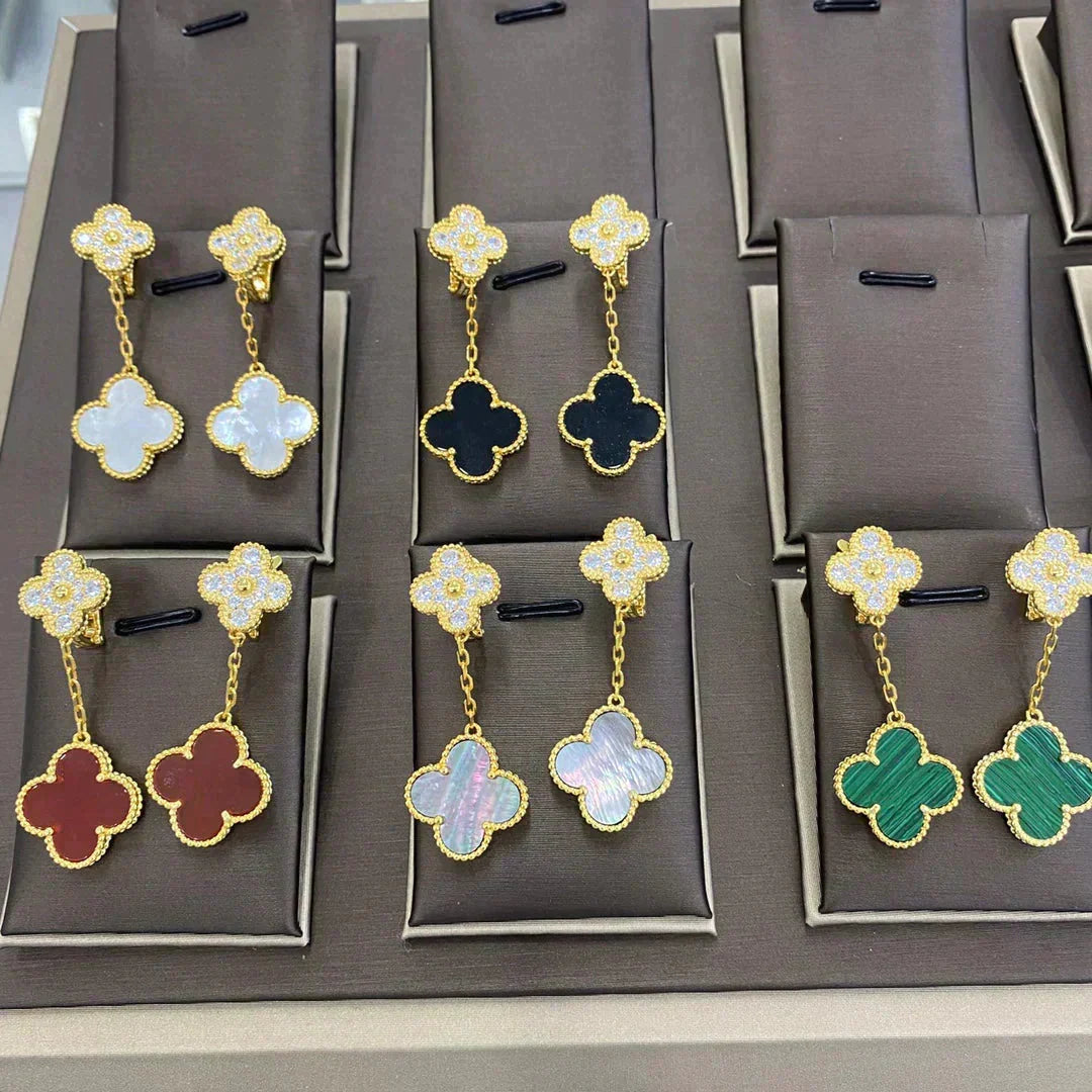 ??MIRA?¡¥CLOVER  2 MOTIFS  DIAMOND  EARRINGS (MULTIPLE CHOICES?¡ä