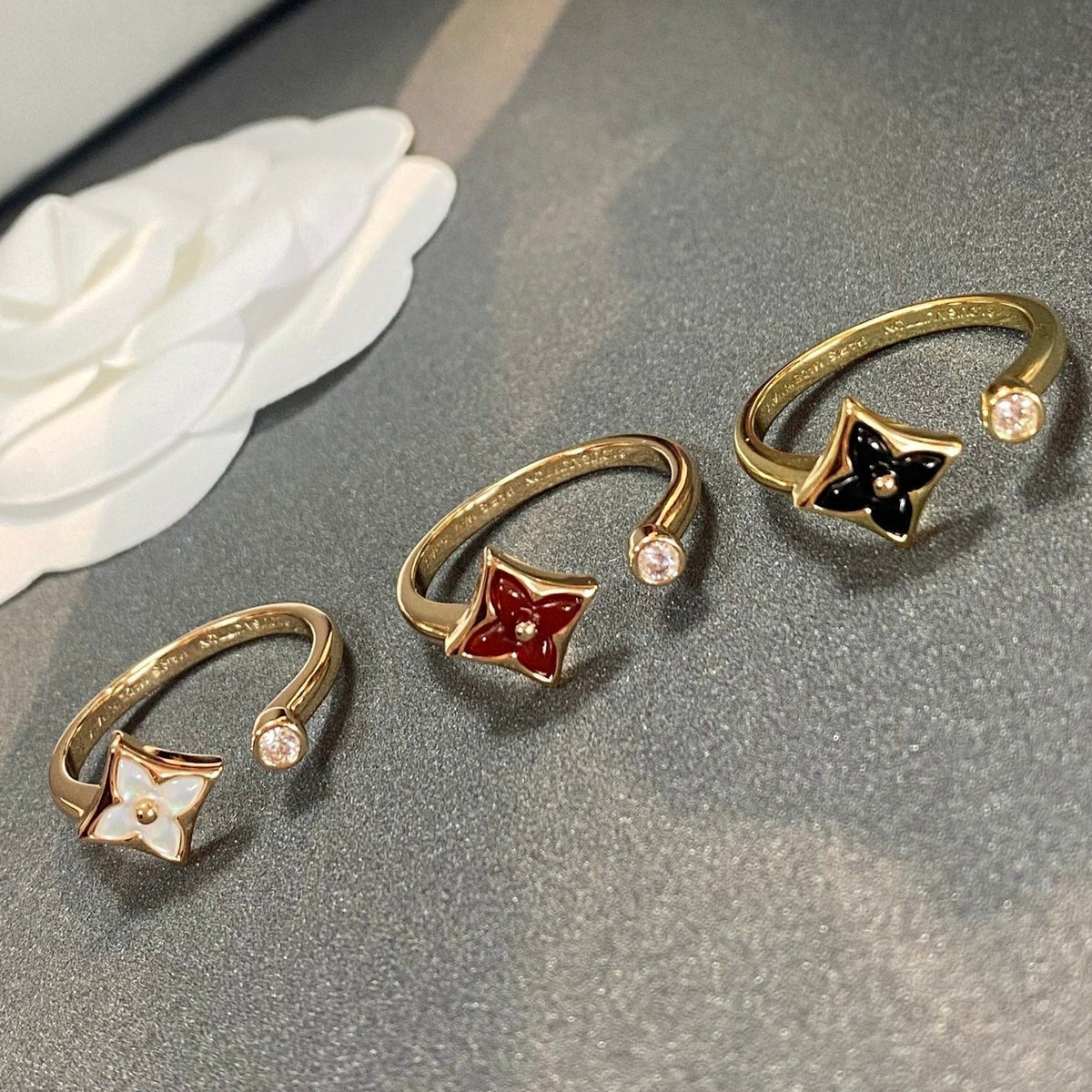 ??MIRA?¡¥STAR 1 DIAMOND OPEN RING