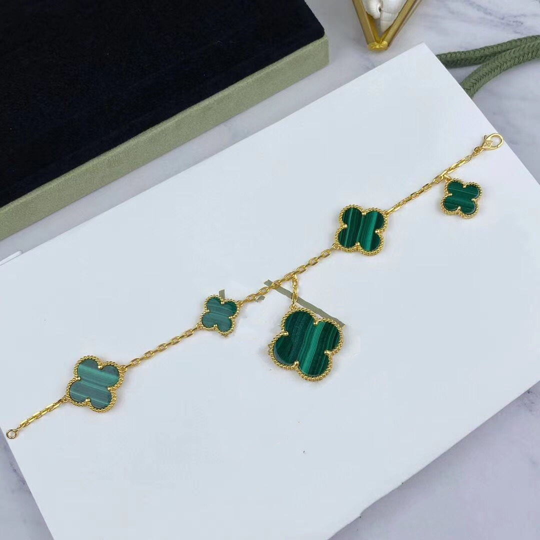 ??MIRA?¡¥MAGIC CLOVER MALACHITE GOLD BRACELET 5 MOTIFS