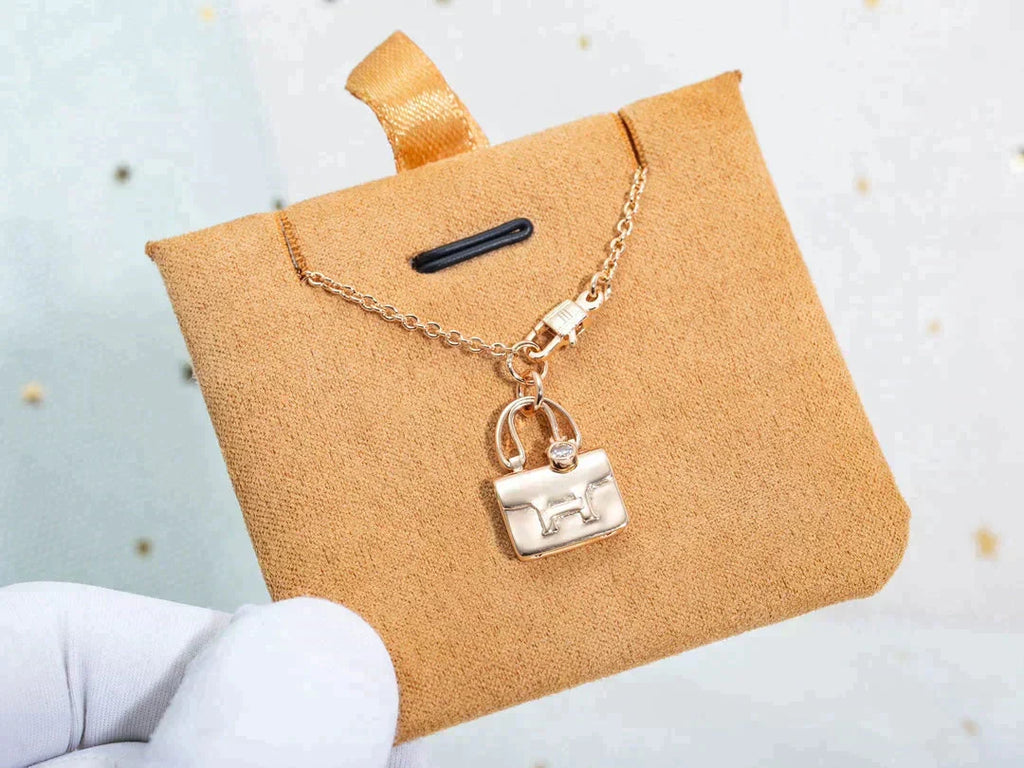 ??MIRA?¡¥AMULETTE PEDANT ROSE GOLD NECKLACE