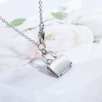 ??MIRA?¡¥AMULETTE PEDANT SILVER NECKLACE