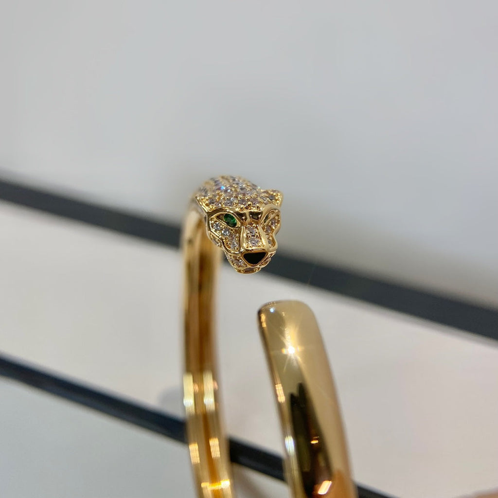 ??MIRA?¡¥PANTHERE GOLD DIAMOND OPEN BRACELET