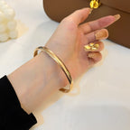 ??MIRA?¡¥PANTHERE GOLD OPEN BRACELET