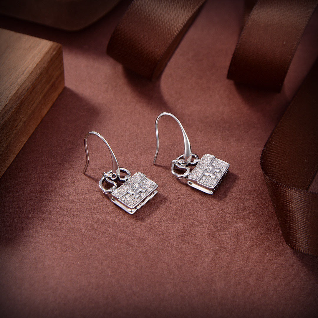 ??MIRA?¡¥KELLY DIAMOND EARRINGS