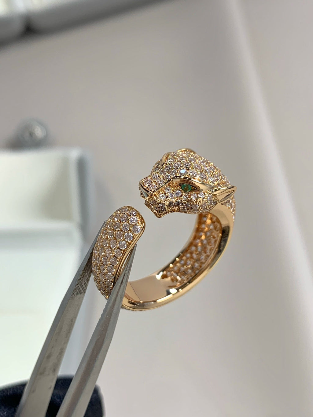??MIRA?¡¥PANTHERE PINK GOLD DIAMOND RING