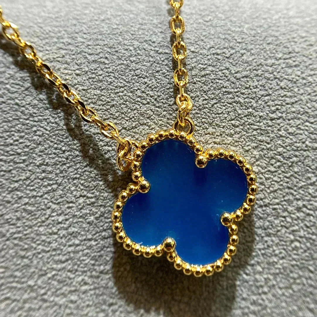 ??MIRA?¡¥CLOVER 15MM BLUE AGATE NECKLACE