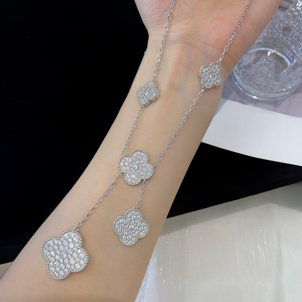 ??MIRA?¡¥CLOVER 5 MOTIFS SILVER DIAMONDS NECKLACE