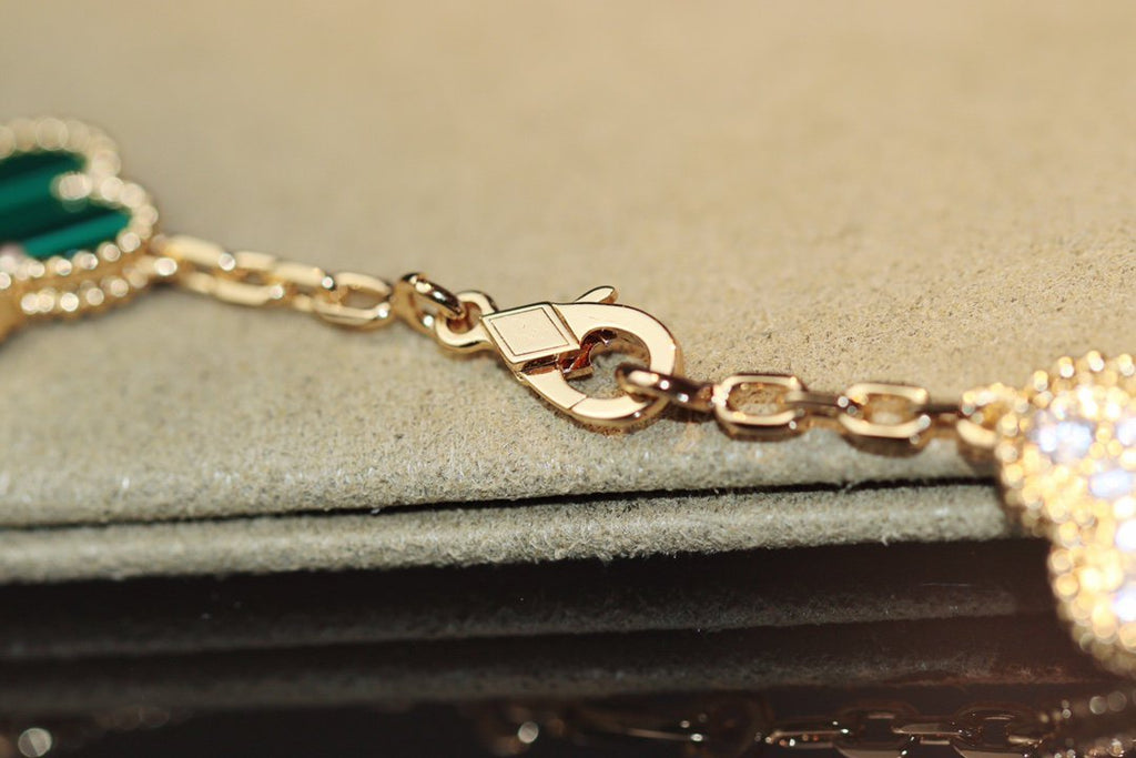 ??MIRA?¡¥CLOVER 20 MOTIFS ONYX ROSE GOLD