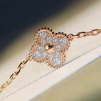 ??MIRA?¡¥CLOVER 20 MOTIFS LASER DIAMOND NECKLACE
