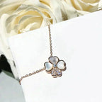 ??MIRA?¡¥CLOVER MOP DIAMOND ROSE GOLD NECKLACE
