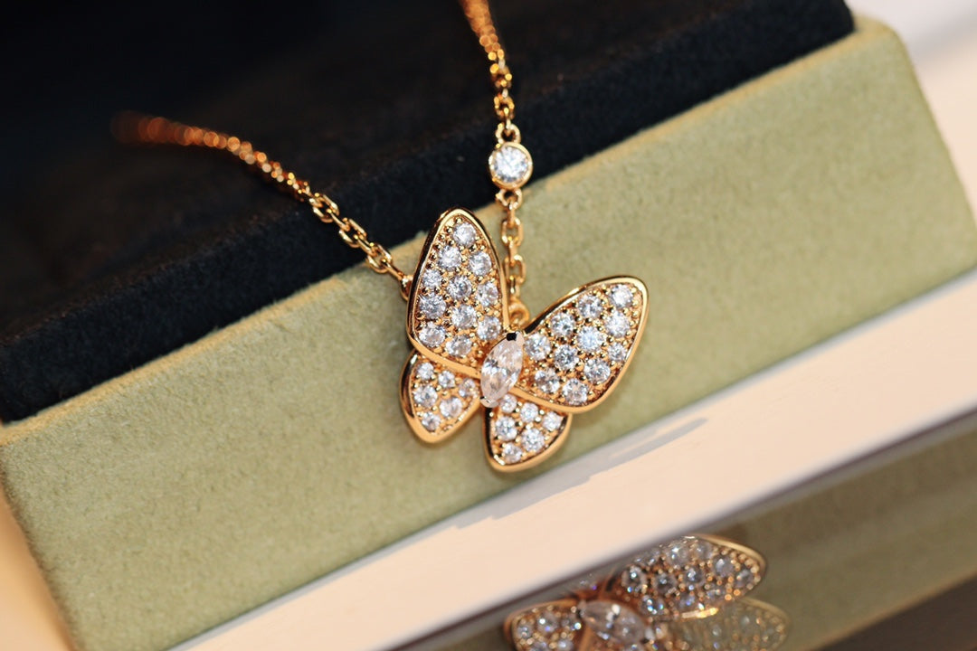 ??MIRA?¡¥BUTTERFLY DIAMOND NECKLACE