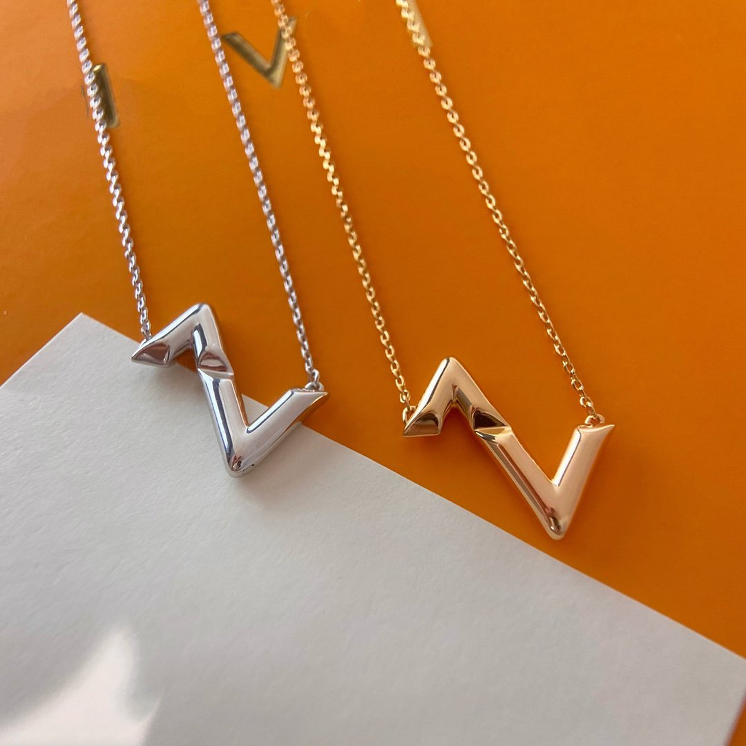 ??MIRA?¡¥VOLTE UPSIDE DOWN NECKLACE