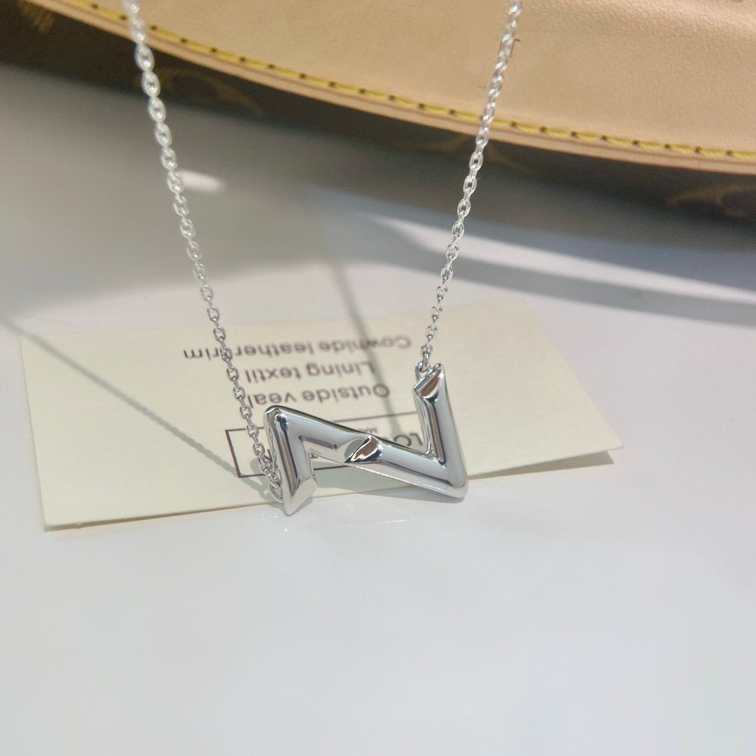 ??MIRA?¡¥VOLTE UPSIDE DOWN NECKLACE