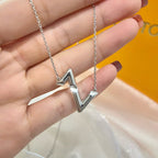 ??MIRA?¡¥VOLTE UPSIDE DOWN NECKLACE