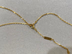 ??MIRA?¡¥CLOVER 25MM NECKLACE GOLD CARNELIAN