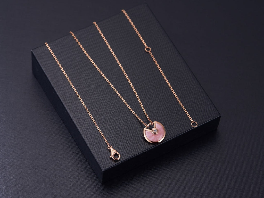 ??MIRA?¡¥AMULETTE ROSE GOLD PINK MOP NECKLACE