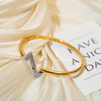 ??MIRA?¡¥VOLTE UPSITE DOWN GOLD DIAMOND BRACELET