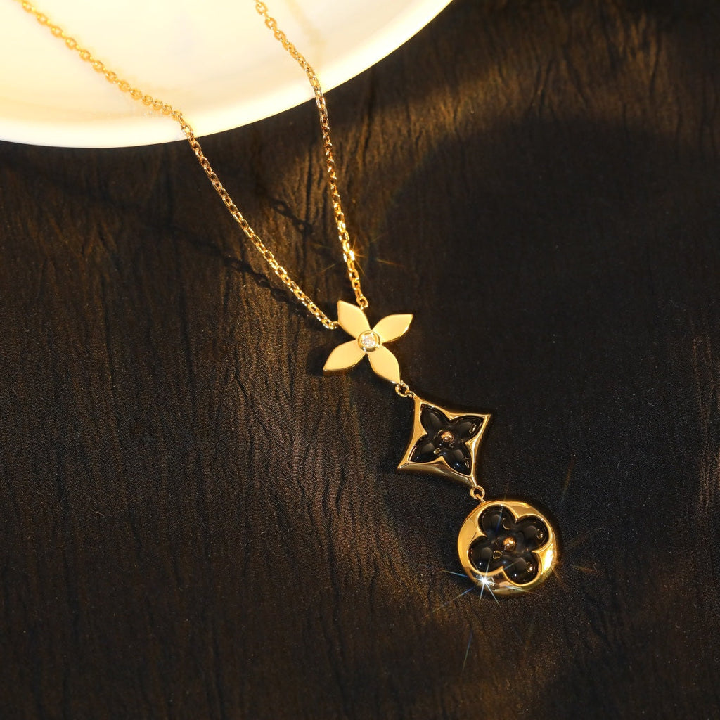 ??MIRA?¡¥STAR AND SUN ONYX PINK GOLD NECKLACE