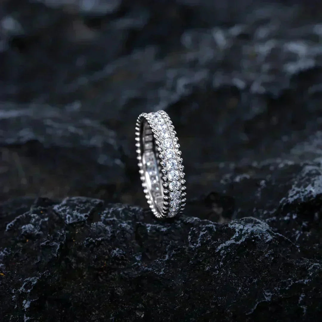 ??MIRA?¡¥PERLEE DIAMOND SILVER RING