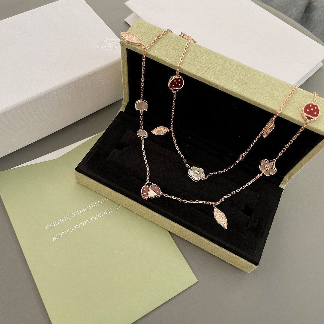 ??MIRA?¡¥LUCKY SPRING 15 MOTIFS ROSE GOLD NECKLACE