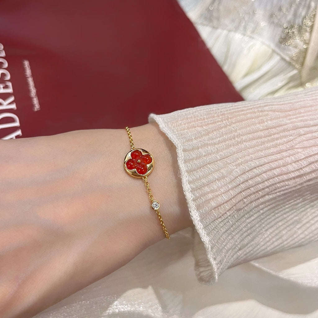 ??MIRA?¡¥SUN PEDANT CARNELIAN BRACELET