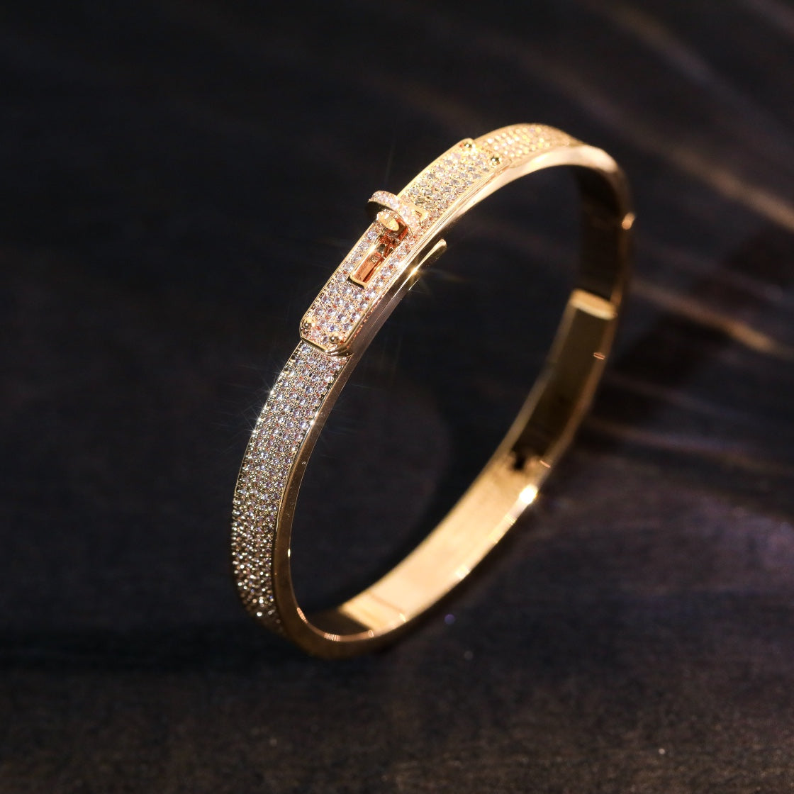 ??MIRA?¡¥KELLY BRACELET DIAMOND PAVED