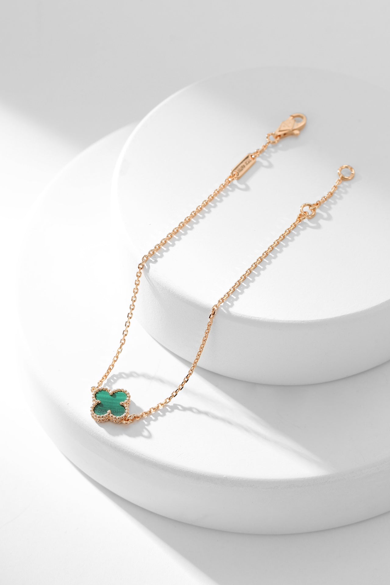 ??MIRA?¡¥CLOVER BRACELET MALACHITE 1 MOTIF