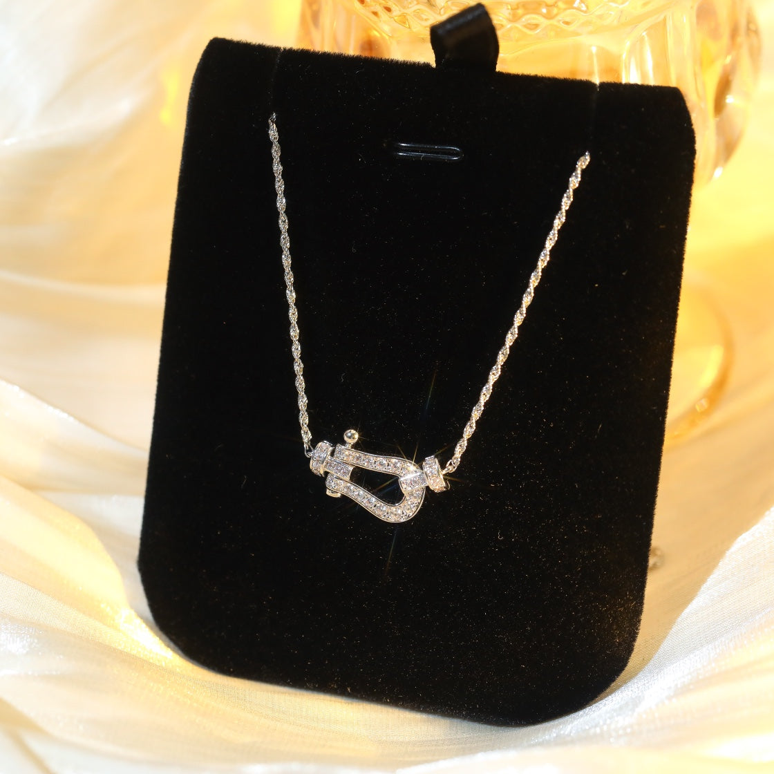 ??MIRA?¡¥FORCE 10 DIAMOND SILVER NECKLACE MINI MODEL