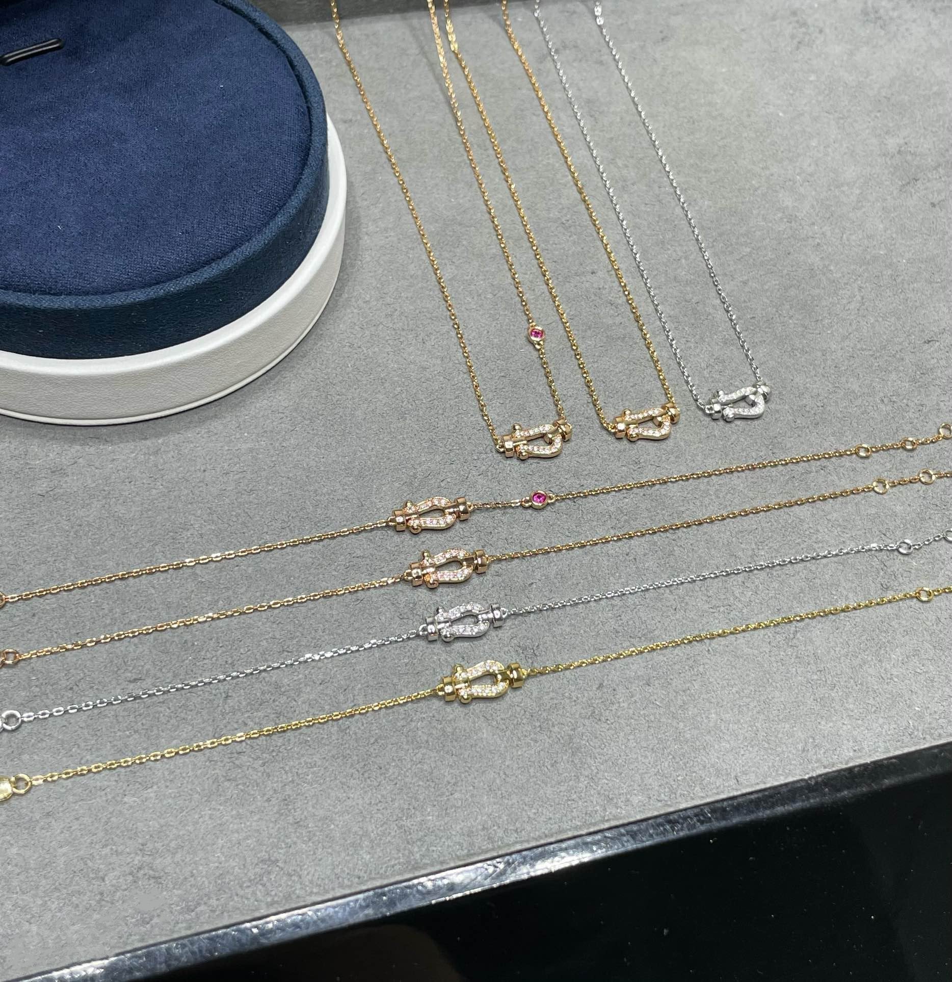 ??MIRA?¡¥FORCE 10 DIAMOND PINK GOLD NECKLACE