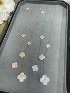 ??MIRA?¡¥CLOVER 6 MOTIF DIAMOND PAVED NECKLACE