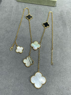 ??MIRA?¡¥CLOVER 6 MOTIF MOP ONYX GOLD NECKLACE