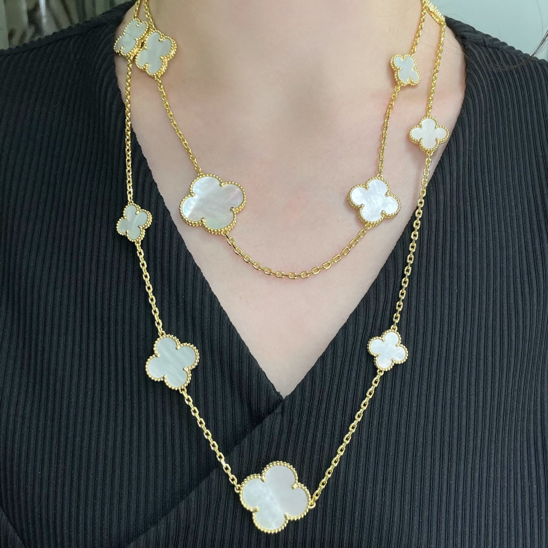 ??MIRA?¡¥CLOVER 16 MOTIF WHITE MOP GOLD NECKLACE