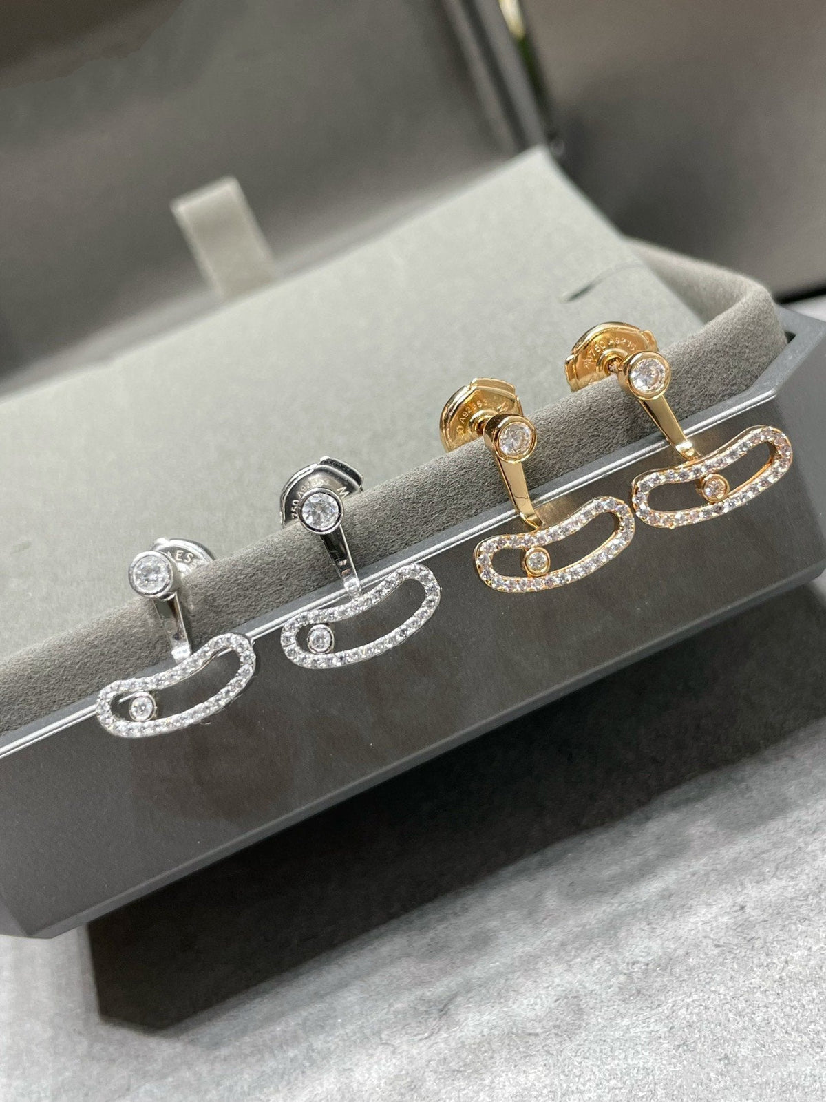 [MIRA] MOVE UNO PINK GOLD DIAMOND EARRINGS