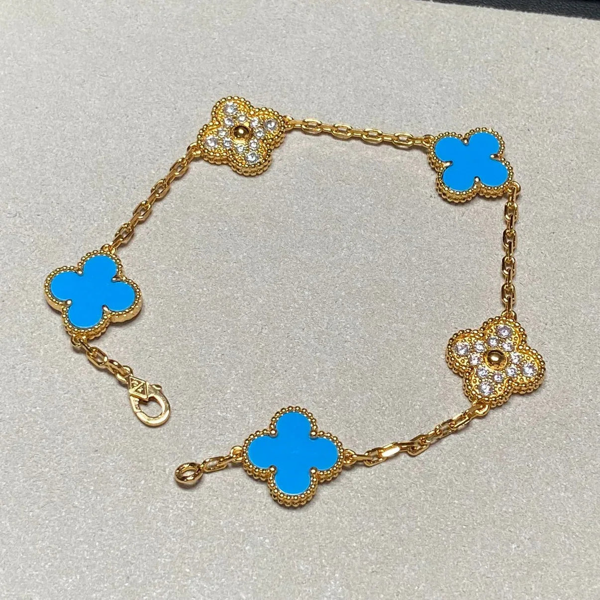 [MIRA]New CLOVER 5 MOTIF BLUE AGATE BRACELET COLLECTION