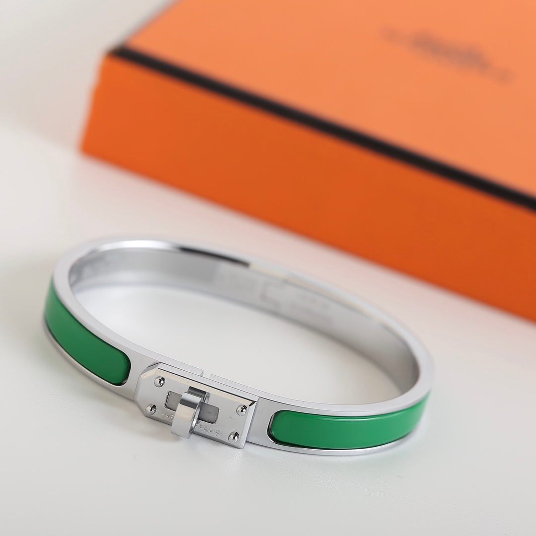 ??MIRA?¡¥HM KELLY GREEN BRACELET