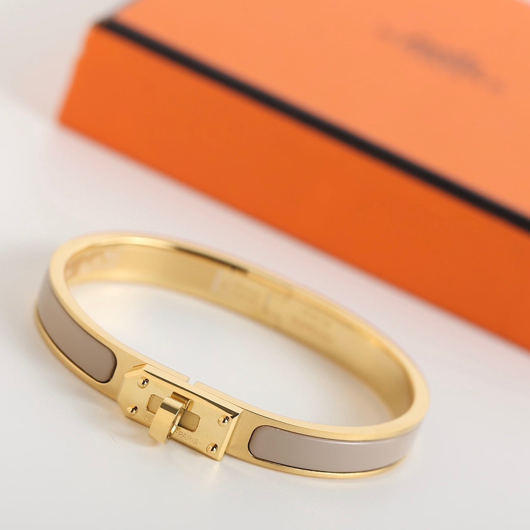 ??MIRA?¡¥HM KELLY GREY BRACELET