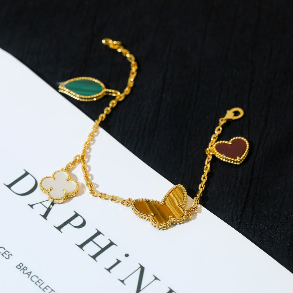 ??MIRA?¡¥LUCKY SPRING 5 MOTIF GOLD BRACELET