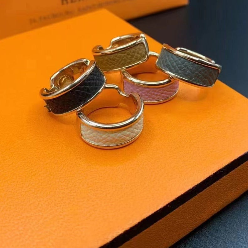 ??MIRA?¡¥OLYMPE PINK GOLD RING