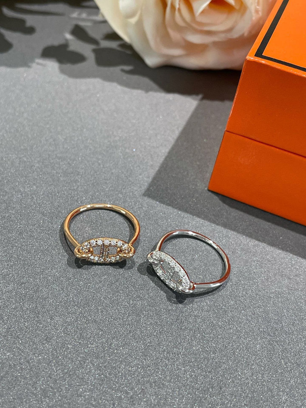 ??MIRA?¡¥RONDE SMALL DIAMOND RING