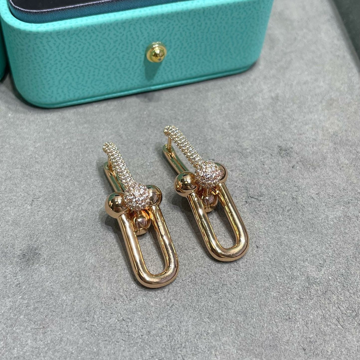 [MIRA] TF U-shaped diamond earrings