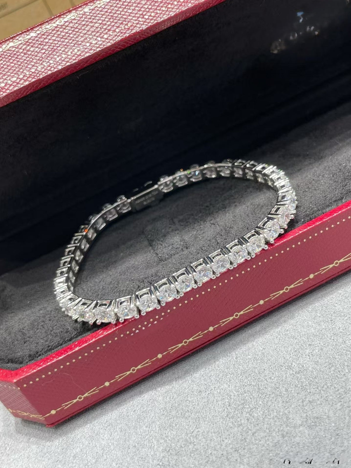 [??MIRA?¡¥]TENNIS BRACELET WITH FULL DIAMOND SETTING