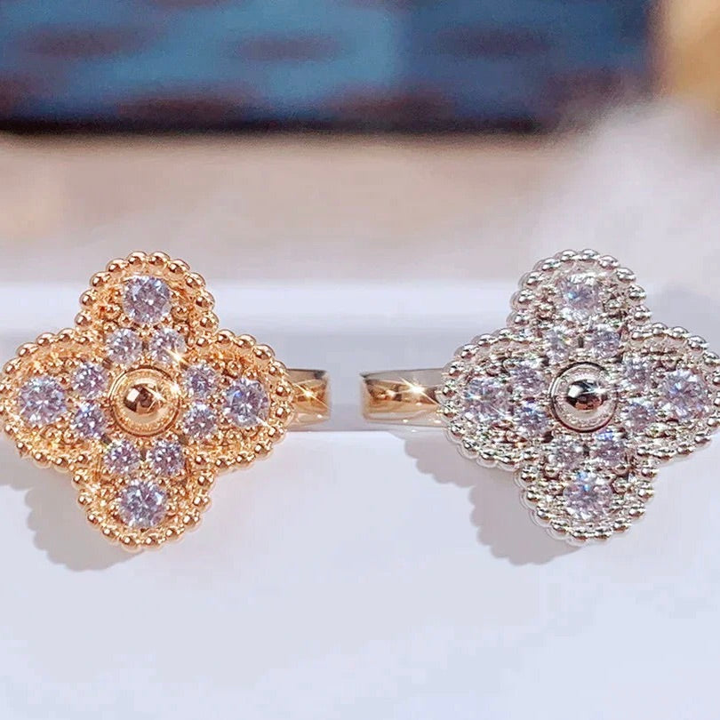 ??MIRA?¡¥CLOVER DIAMOND RING