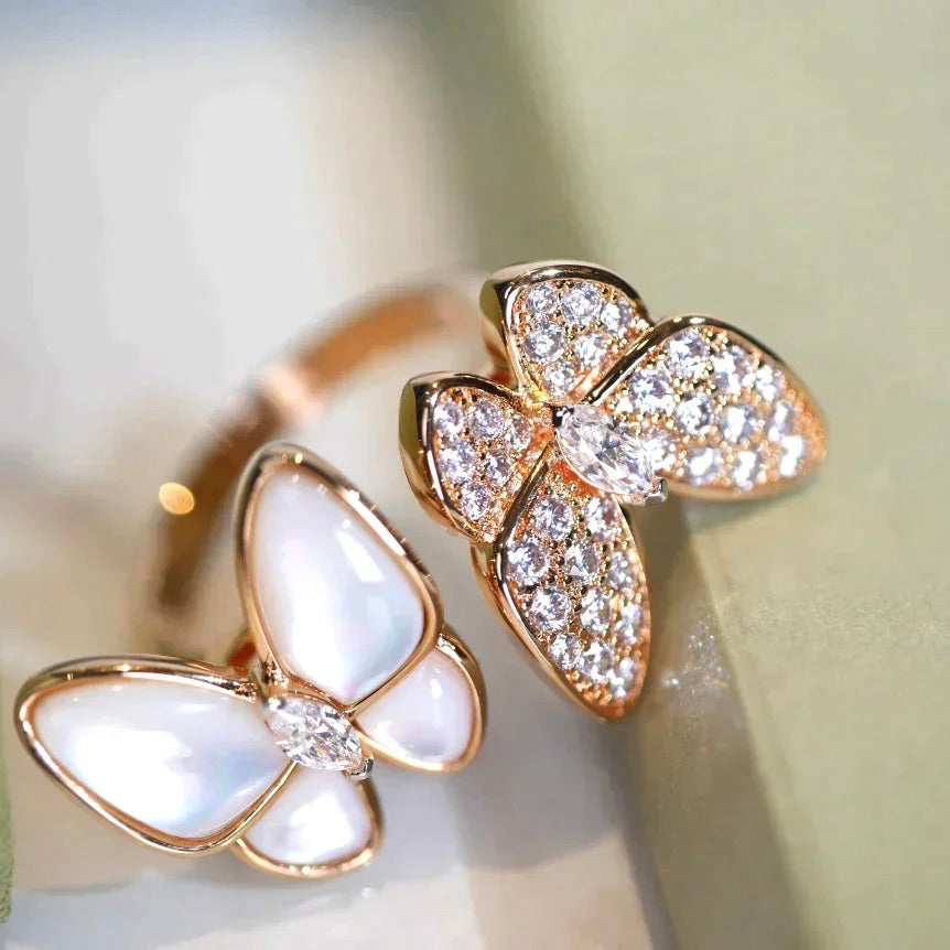 ??MIRA?¡¥TWIN BUTTERFLY DIAMOND MOP RING