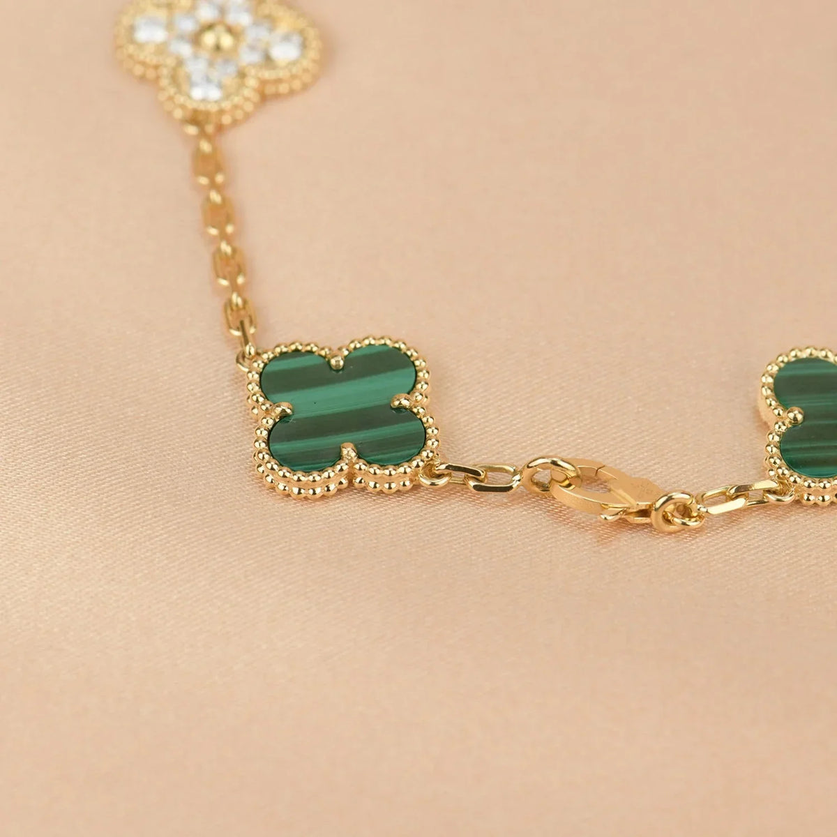 [MIRA]New  CLOVER 5 MOTIF MALACHITE BRACELET COLLECTION
