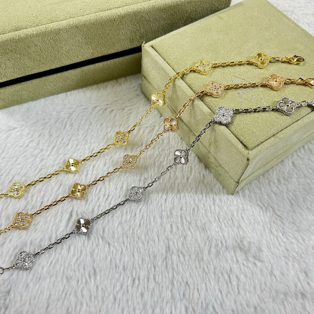 [??MIRA?¡¥]CLOVER 6 MOTIF DIAMOND LASER BRACELET