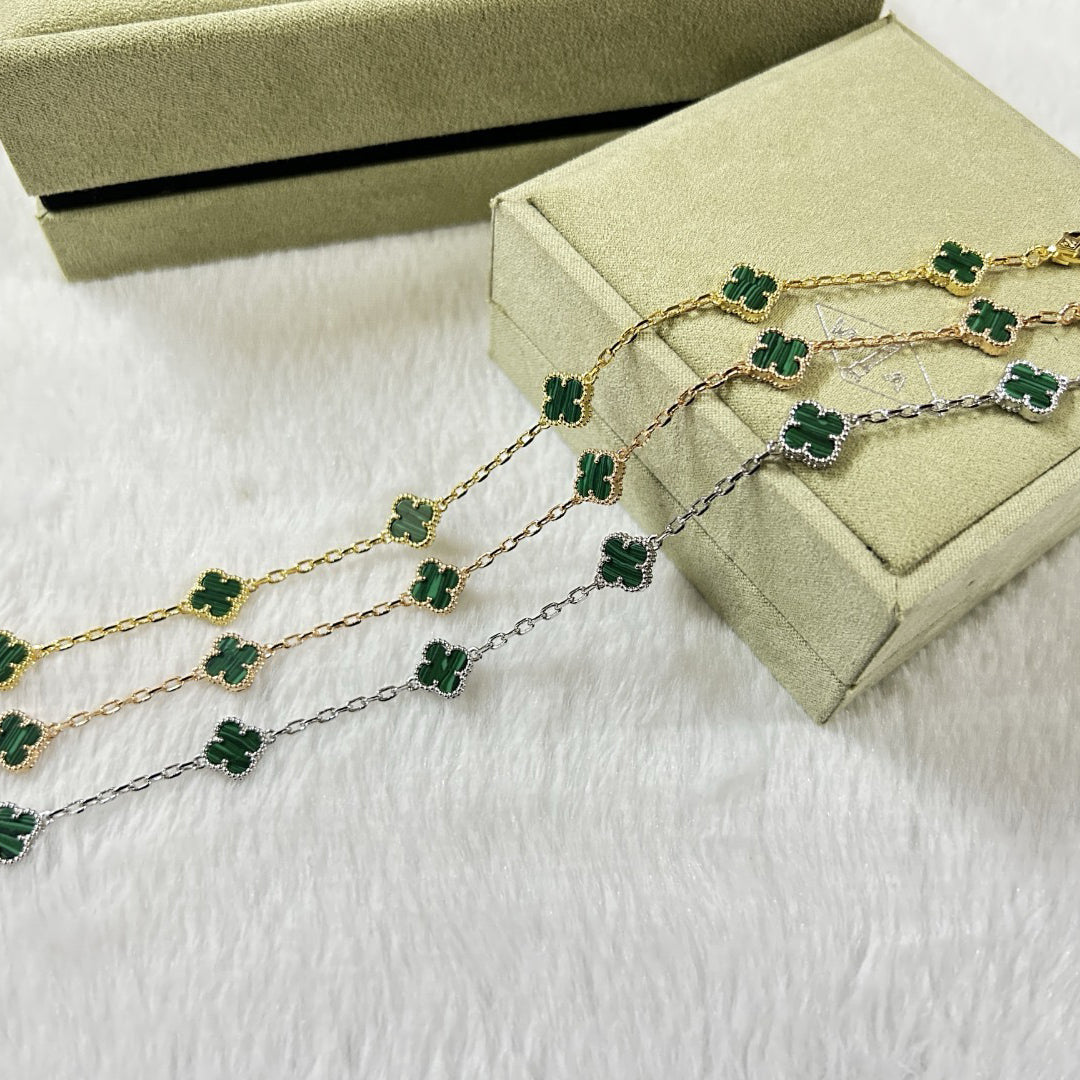 [??MIRA?¡¥]CLOVER 6 MOTIF MALACHITE BRACELET