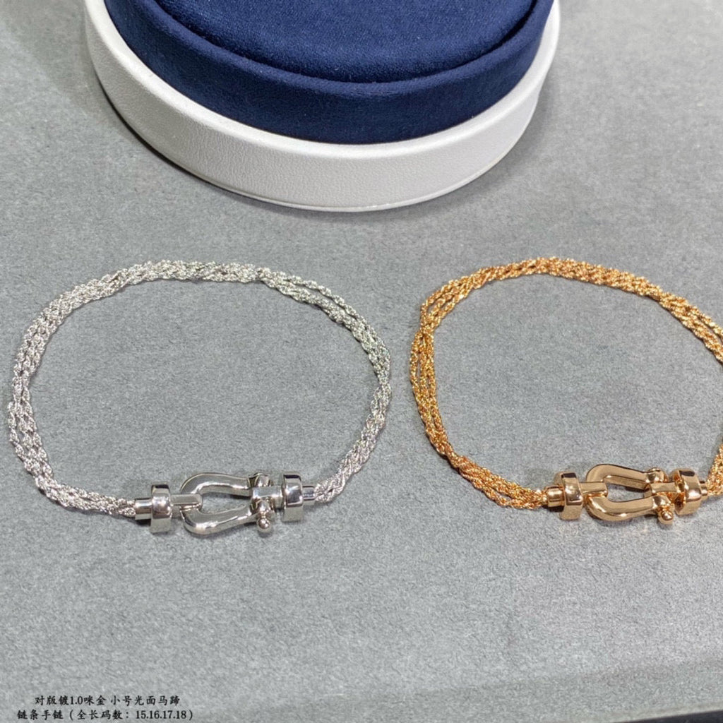 ??MIRA?¡¥FORCE SMALL HORSESHOE  DIAMOND CHAIN ROPE BRACELET